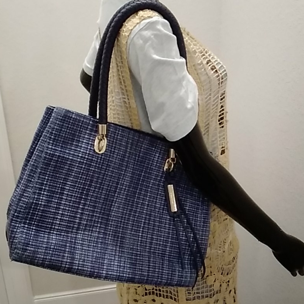 Cole Haan Purse - Picture 10 of 10
